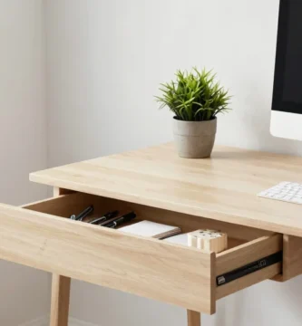 18 Office Drawer Organization Tips to Stay Focused